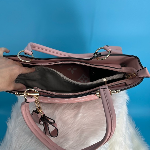 Elegant Pink Designer Women's Bag Set - Picture 5 of 13